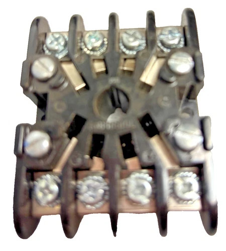 Amphenol 146 Octal Relay Socket — product image 4 of 4