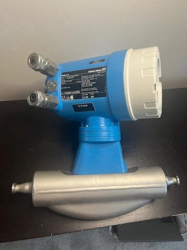 Endress+Hauser Promass F Coriolis Mass Flow Meter 83F08-CFUDAANABBAA — primary product image