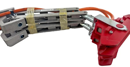 Insul-8 Corp T-000H Insulated Collector 200 AMP Tandem 100A Square Bar Mount — product image 5 of 6