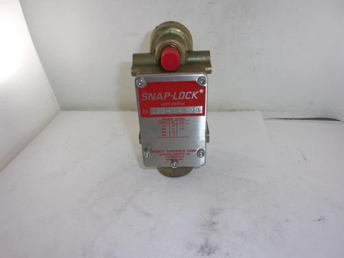 Namco Controls Snap-Lock Short Travel Limit Switch EA130-14200