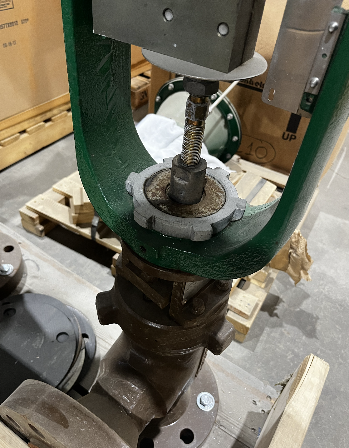 Master Flo H2P2E 3R9S-3R9F1-001 3-Inch Choke Valve — product image 4 of 6