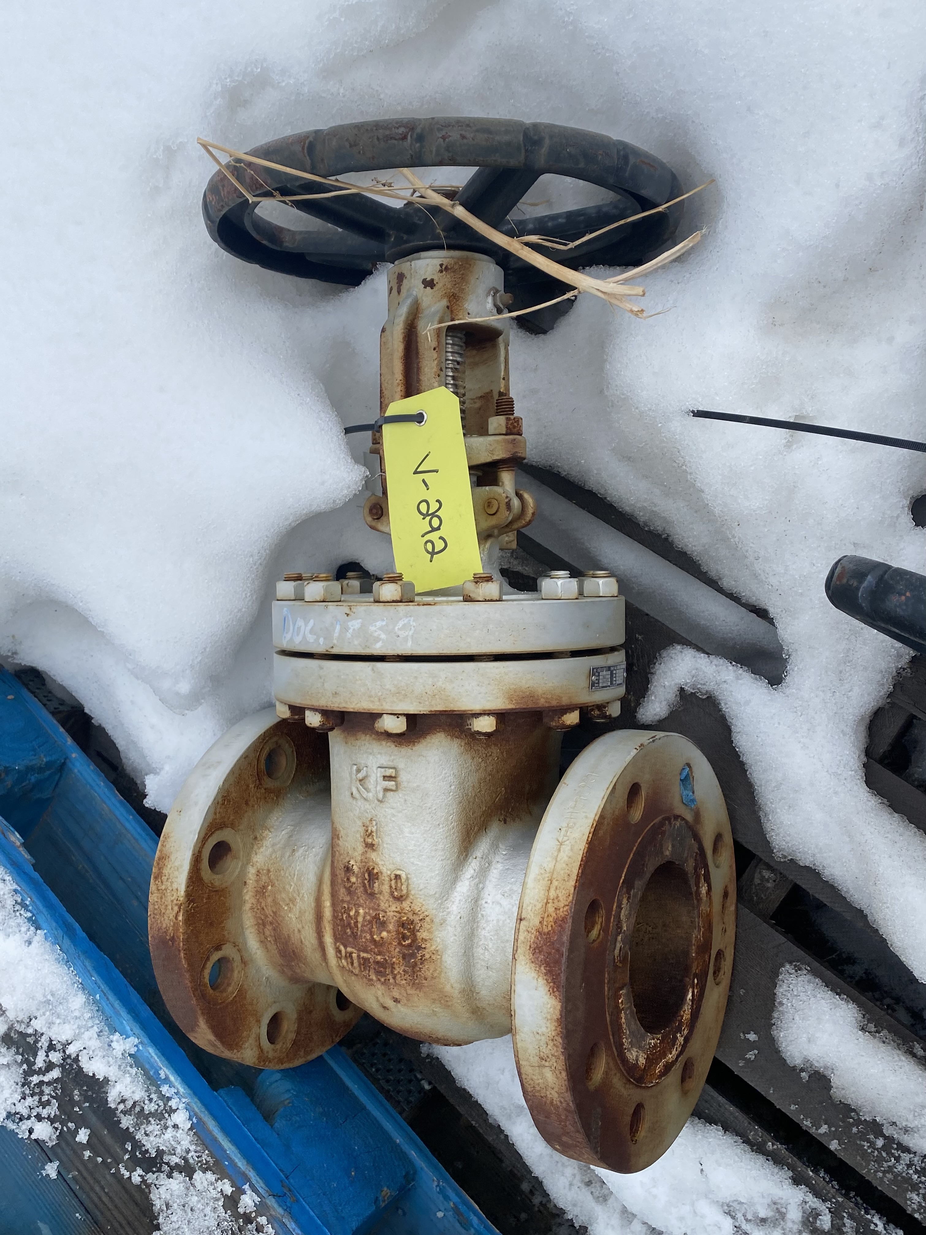KF Industries 4-Inch Class 300 Flanged Gate Valve GA0301XU