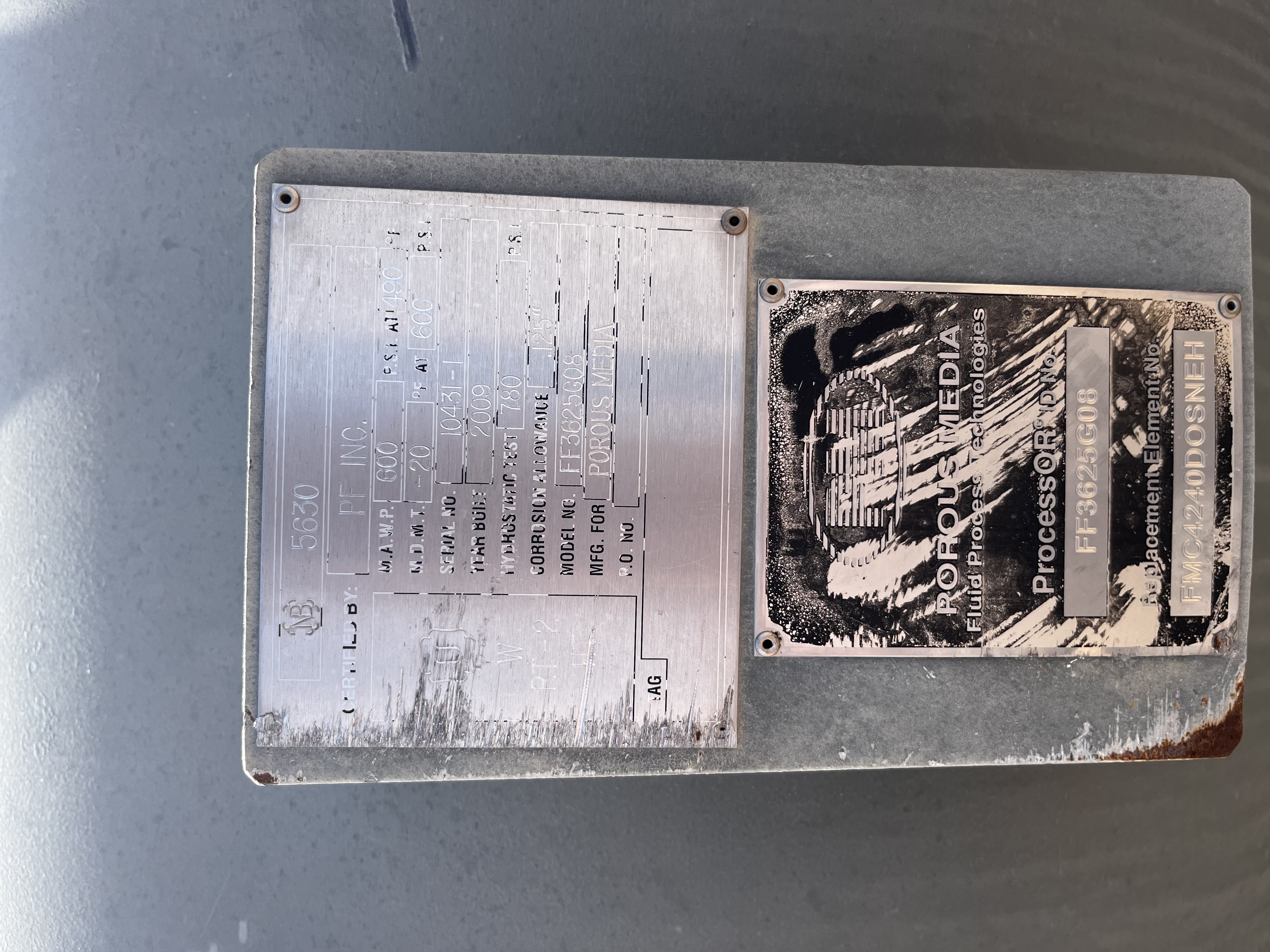 Porous Media Gas Filter Vessel FF-35625C606 — product image 3 of 4