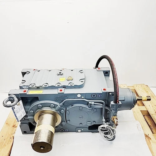 SEW-Eurodrive MC3RVSF05 Helical Gear Reducer 70:1 Ratio