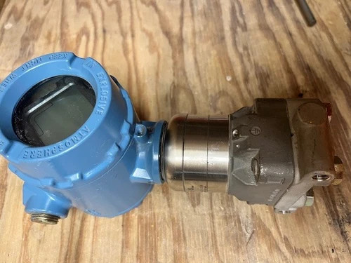 Rosemount 3051S1CG1A2E12A1AM5 Gauge Pressure Transmitter with Display — product image 5 of 6