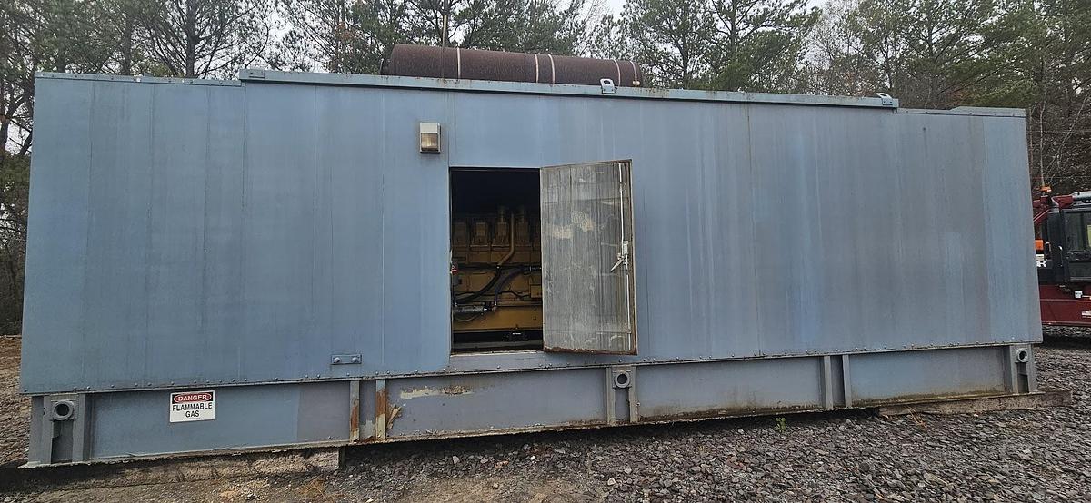 Caterpillar 3508 Diesel Generator Set 750 kW — product image 2 of 10