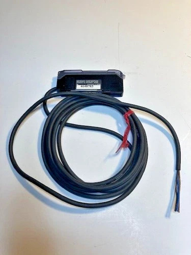 Keyence FS-V21 Fiber Optic Amplifier Main Unit with Cable NPN
