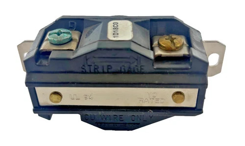 Leviton 2310 20A 125V NEMA L5-20R Locking Receptacle — product image 2 of 5