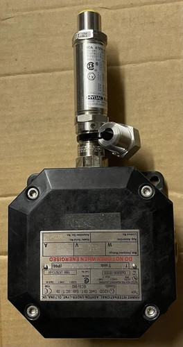 Hydac HDA 47F9-A-3000-DS-000 Pressure Transducer with Hawke PL612 Enclosure