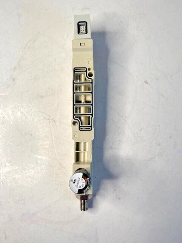 SMC SV3000-NO-P Interface Regulator with PSI Gauge