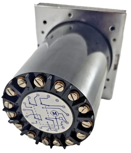 Eagle Signal HP54A6 Cycl-Flex Reset Timer 10 Min 120VAC 60Hz — product image 5 of 6