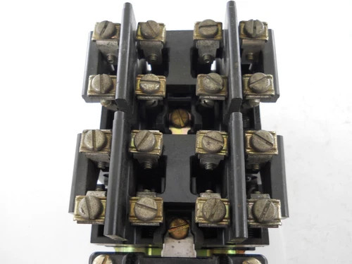 General Electric CR2810A15AG Latching Machine Tool Relay 115V Coil 8P 8-NO — product image 5 of 7