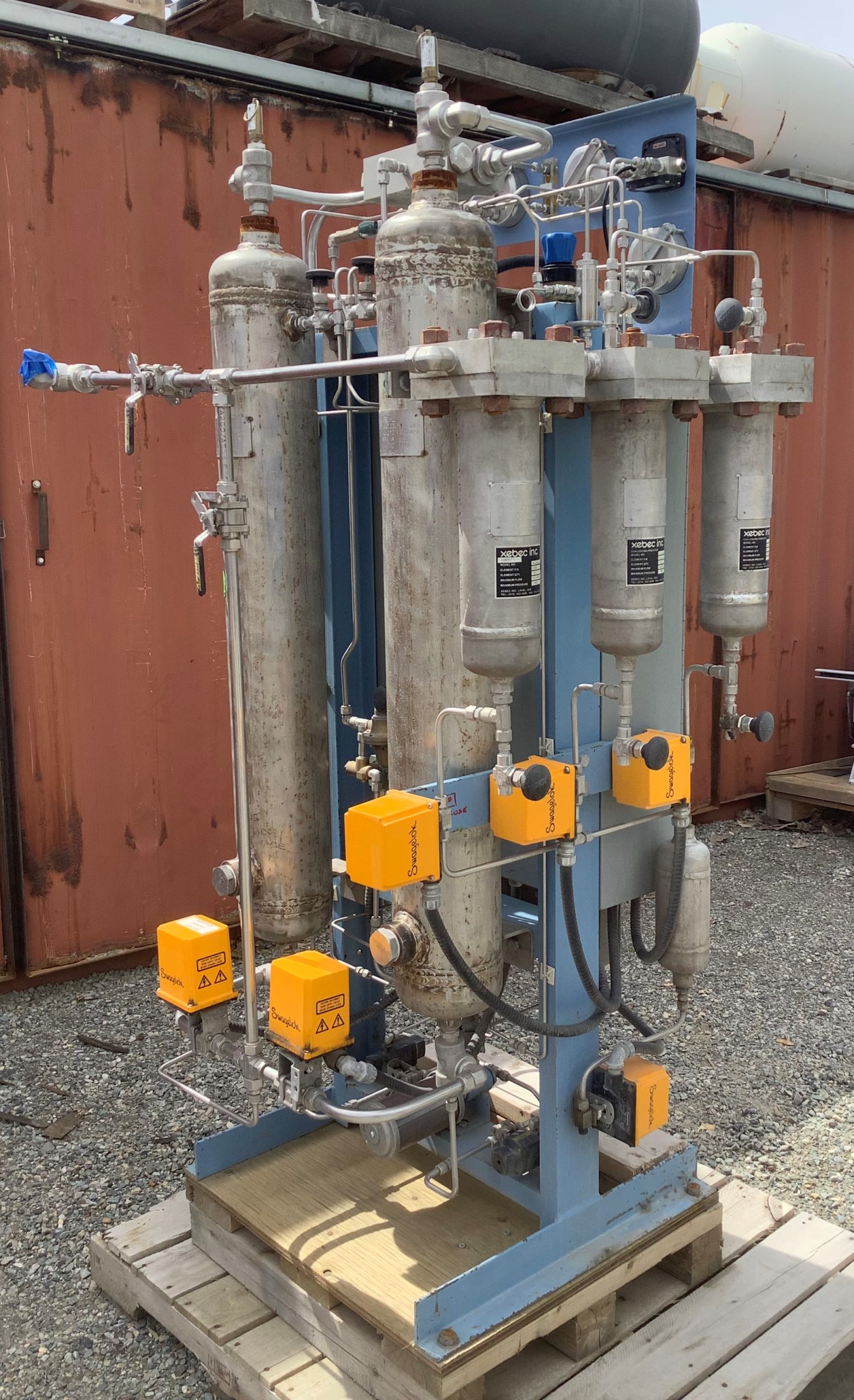 Xebec 8HD06-1200 High Pressure Twin Tower Heatless Regenerative Air Dryer — product image 2 of 4