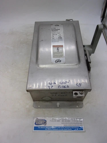 Siemens I-T-E F351SS Heavy Duty Safety Switch, 30A, 600V, 3-Pole, Fusible, NEMA 4/4X Stainless Steel Enclosure