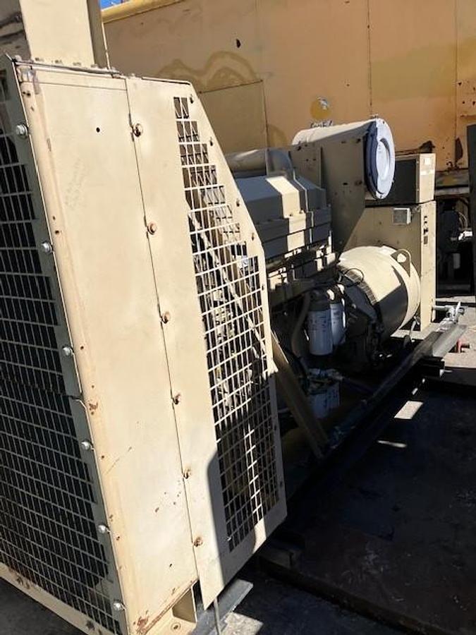 Cummins KTA50G 1000kW 4160V Diesel Generator Set