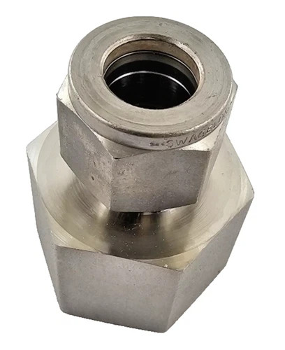 Swagelok SS-810-7-12 Female Connector 1/2 in. Tube OD x 3/4 in. FNPT, 316 Stainless Steel, Lot of 3 — product image 2 of 6
