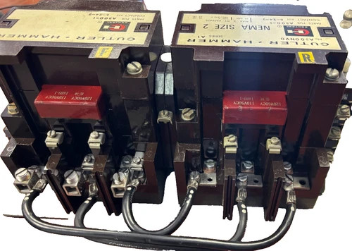 Cutler-Hammer A50DNV0 NEMA Size 2 Vertical Reversing Starter — product image 2 of 5