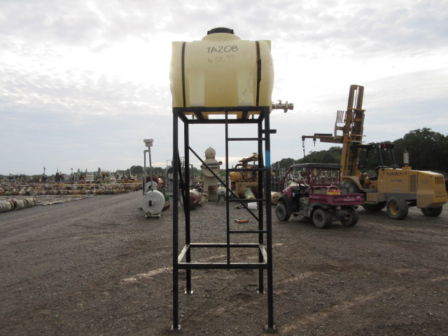 135 Gallon Polyethylene Vertical Storage Tank on Steel Stand, Model TA208