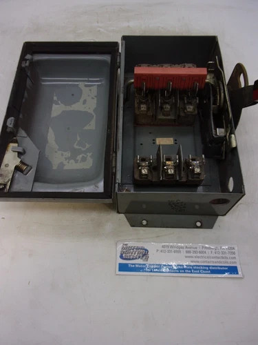Square D H361A Heavy Duty Safety Switch, 30A, 600V, 3-Pole, Fusible, NEMA 12 — product image 4 of 8