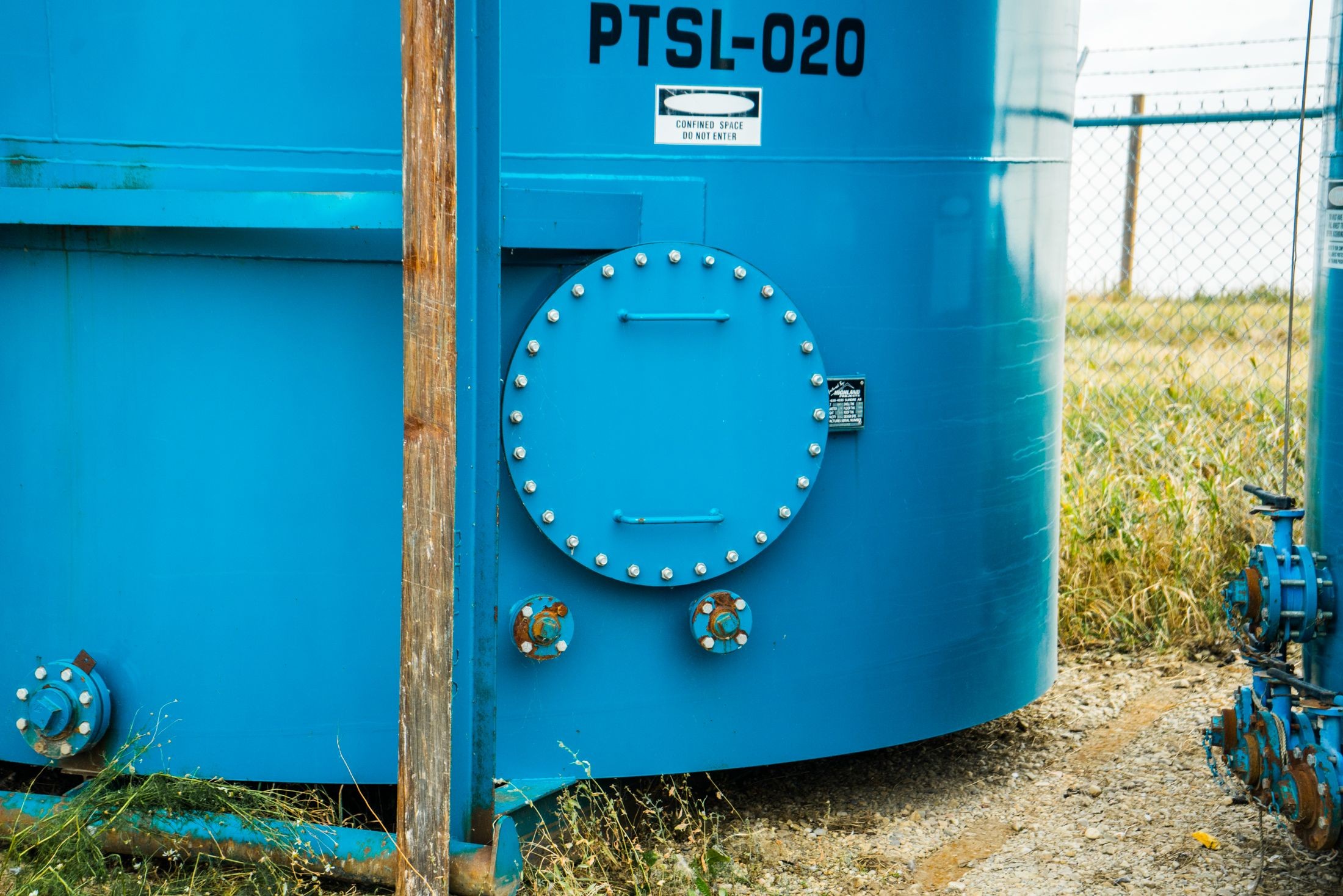 400 BBL Lightly Used Tanks — product image 3 of 6