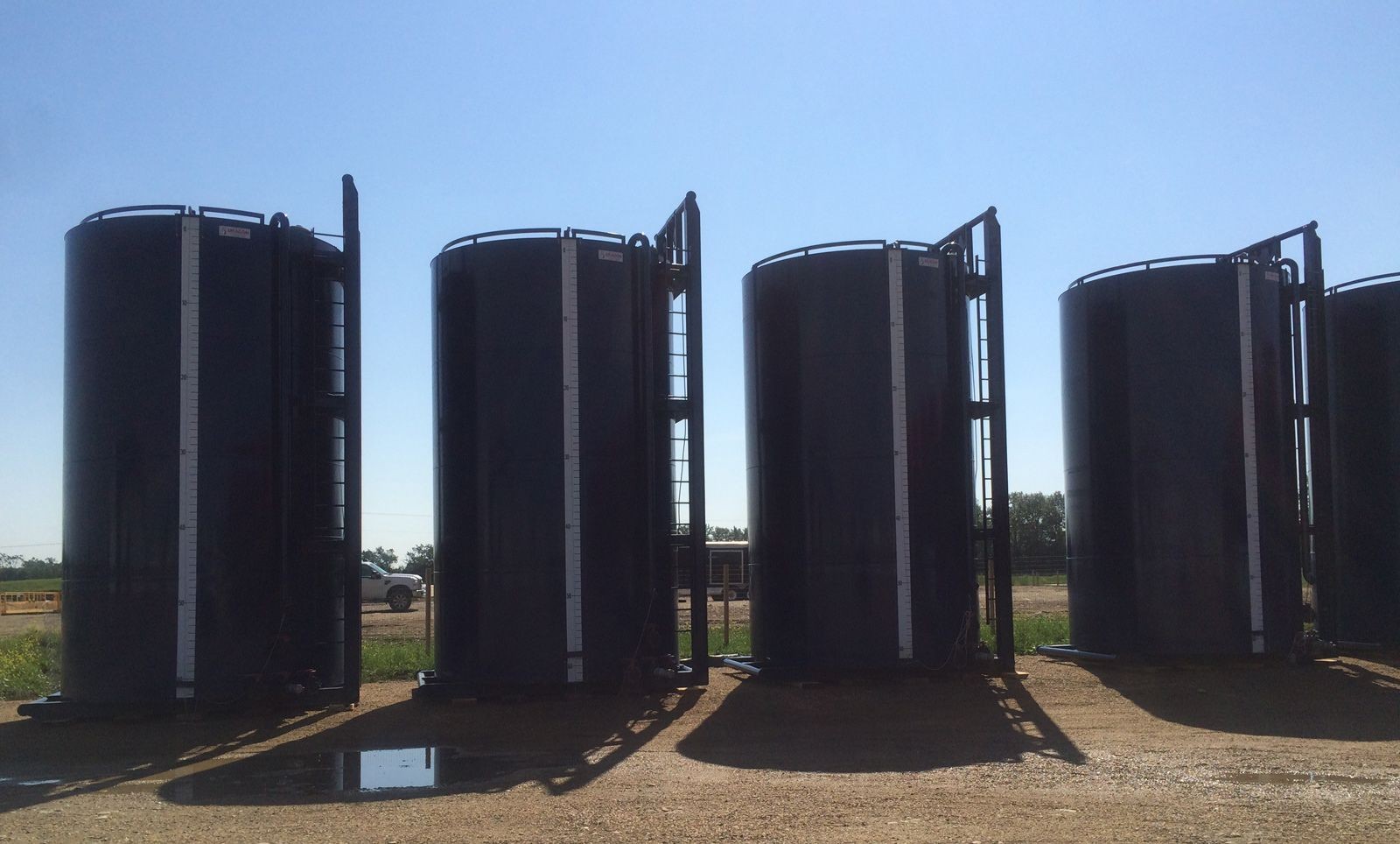 400 BBL Internally Coated Frac Tanks (60)