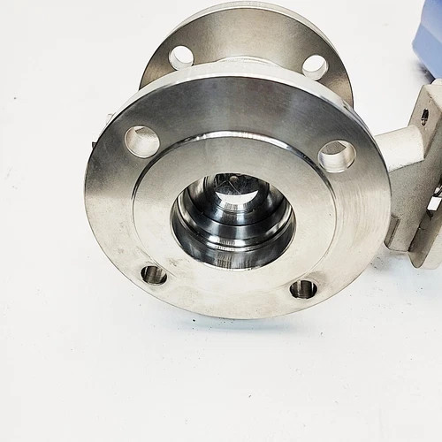 Neles Jamesbury 4-inch Ball Valve L-RECA03CJJSTAY with B1JU8/35L Actuator — product image 2 of 8