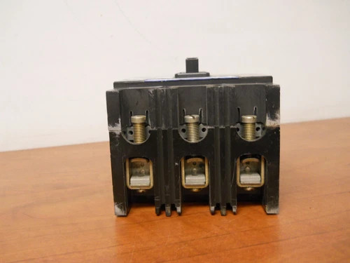 Westinghouse REA3070 70A 3-Pole 240V Circuit Breaker — product image 5 of 5