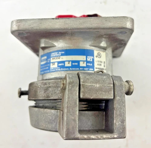 Crouse-Hinds AR332 30 Amp 2 Wire 3 Pole Arktite Receptacle