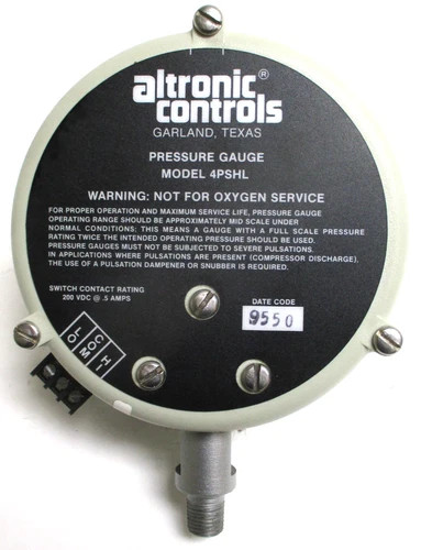 Altronic Controls 4PSHL Pressure Gauge with Switch, 0-60 PSI, 1/4" MNPT SST — product image 5 of 10