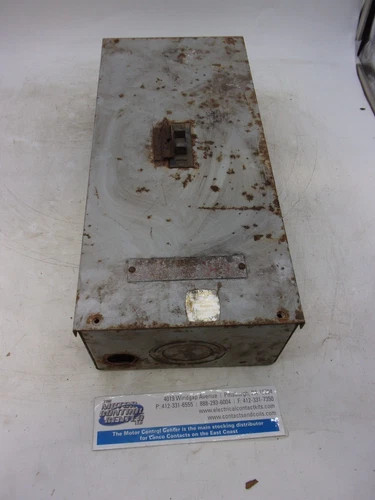 General Electric TE100F Circuit Breaker Enclosure with TED134030 Breaker — primary product image