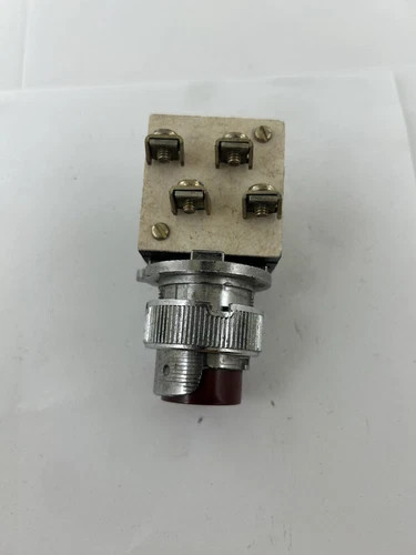Westinghouse OTIC 228P846H07 Heavy Duty Red Push Button Switch — product image 3 of 3