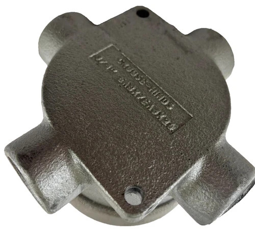 Crouse-Hinds EAJX26 Condulet Outlet Box with 3-3/16" Cover Opening and Ground Screw — product image 4 of 6