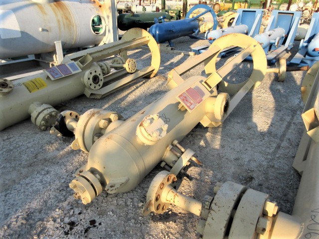 Cameron 20" x 5' High Pressure Sand Trap Separator