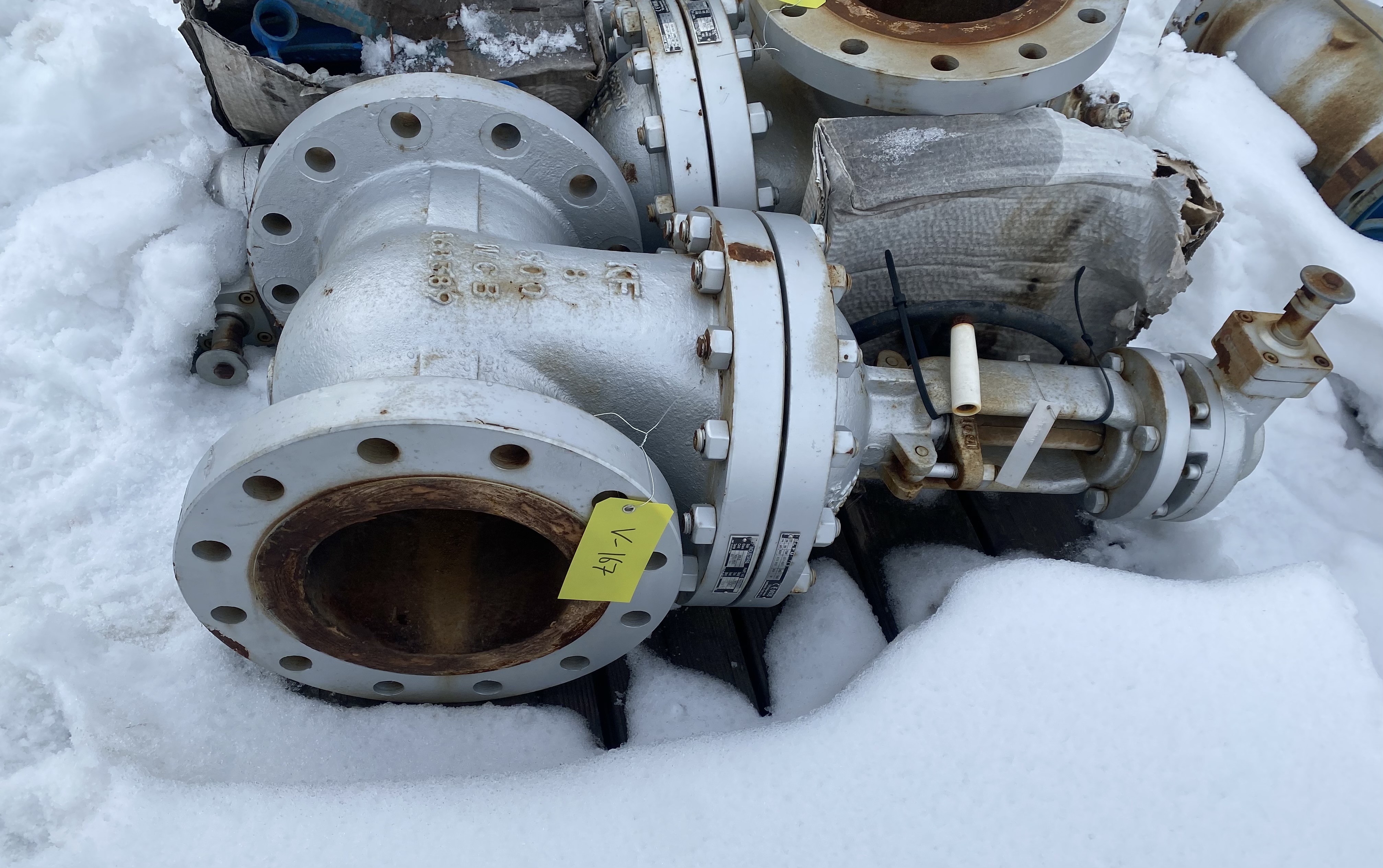KF Industries 8 Inch Class 300 Gate Valve GAD04011UX-1 — product image 2 of 4