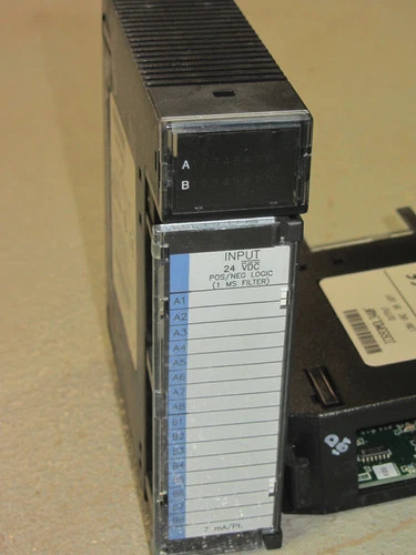 GE Fanuc IC693MDL646D 24VDC Positive/Negative Logic Fast Input Module — primary product image