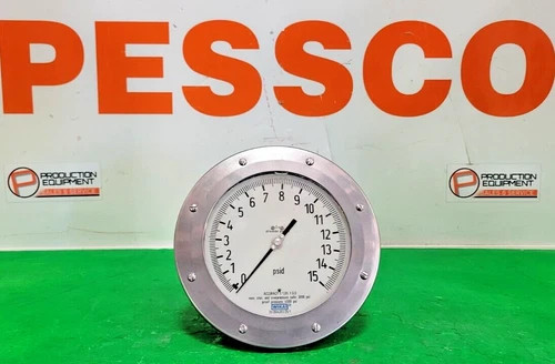 WIKA Type 732.25 6" Aluminum Case Differential Pressure Gauge, 0-15 psid