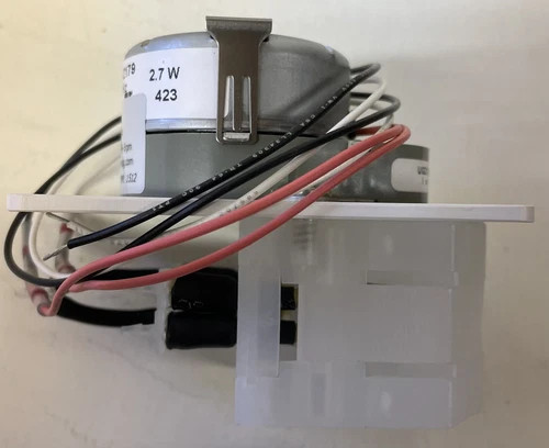 Watson Marlow 400FS/N2 Panel Mount Peristaltic Pump 140.H41N UDS10UJ1RNZ179 — primary product image