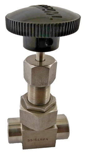 Whitey SS-6LRF4 3/8" Stainless Steel Angle Pattern Needle Valve