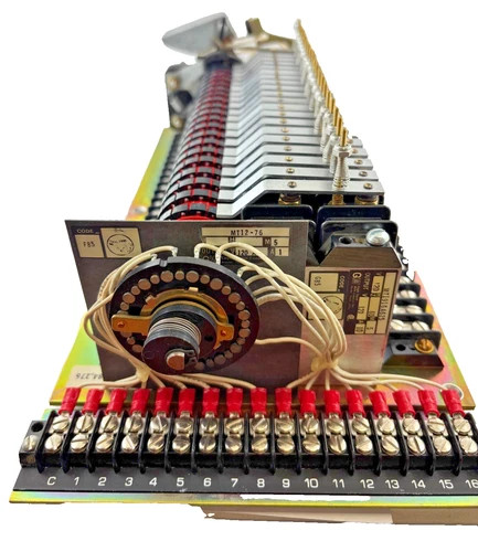 Eagle Signal 19 Circuit Step Switch MT1916A625 — product image 5 of 5