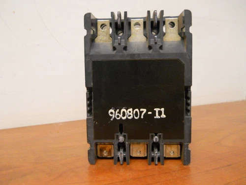 Cutler-Hammer ED3225 Series C Molded Case Circuit Breaker, 225A, 240V, 3-Pole — product image 4 of 5