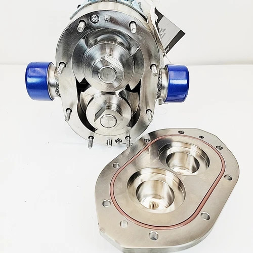Waukesha SPX 018 U1 Rotary Positive Displacement Pump 1.5" 316SS — product image 3 of 12