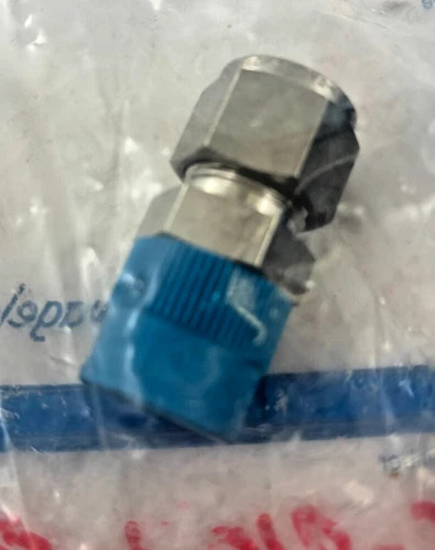 Swagelok SS-810-1-8 Stainless Steel Male Connector Tube Fitting (Pack of 4) — product image 3 of 3