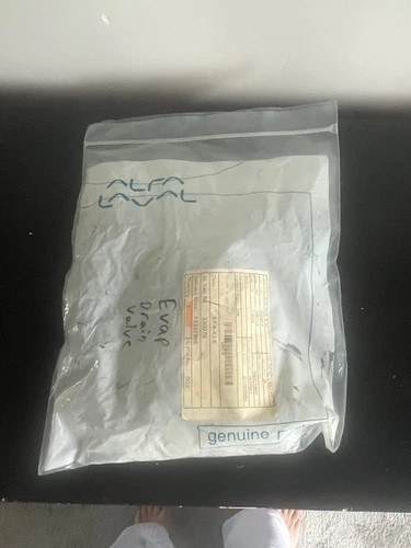 Alfa Laval Tri-Clover 4" Valve Gasket 51-4-42-E with Brass Sleeves 51-4-08