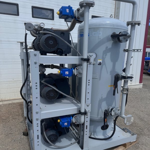 BeaconMedaes LVLS05T-200V-TCD Triplex Vacuum Pump Package — product image 2 of 3