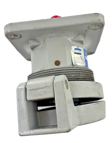 Crouse-Hinds Arktite AR342 30 Amp Heavy-Duty Receptacle — product image 5 of 7
