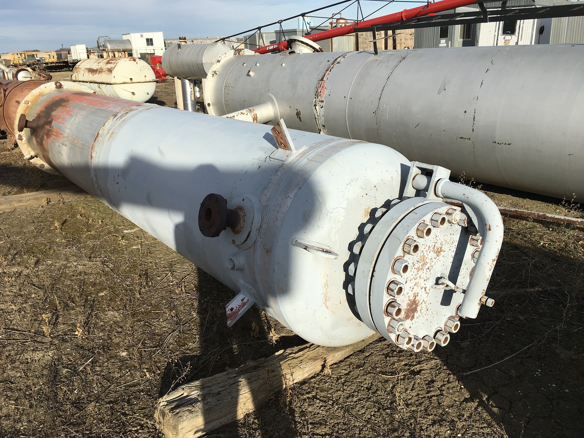 Uni-Melt Ltd. 42" x 16' Iron Sponge Pressure Vessel — product image 2 of 3