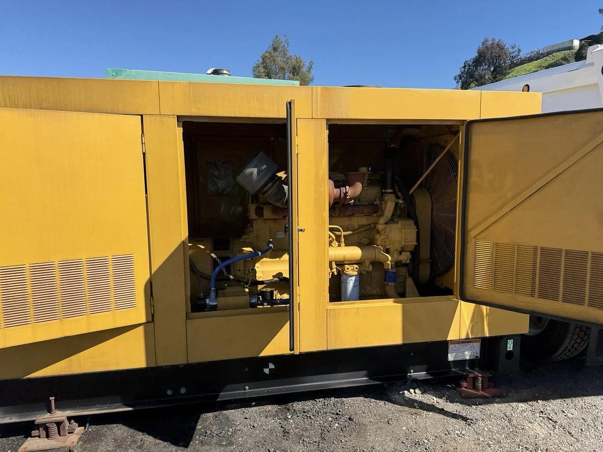 Caterpillar 3412 800 kW Diesel Generator Set