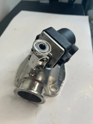 GEMÜ 2" Pneumatically Actuated Sanitary Diaphragm Valve with Tri-Clamp Connections — product image 3 of 6