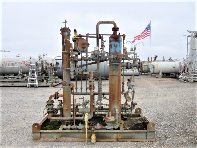 Hanover Vertical Gas Scrubber 10-3/4" x 5' 285 PSI