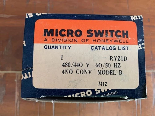 Honeywell Micro Switch RYZ1D Compact Industrial Relay with 480V Coil and 4 N.O. Contacts